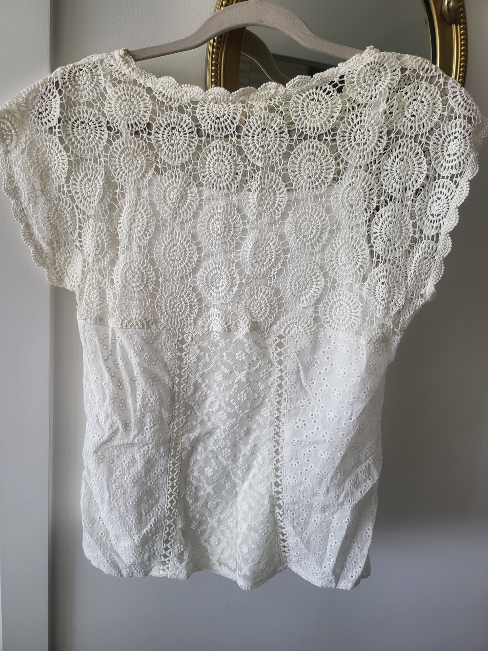 Solitaire White Mixed Lace & Eyelet Patchwork Top - Picture 2 of 2